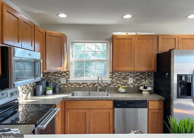 Photo - 7741 Edgewood Ave