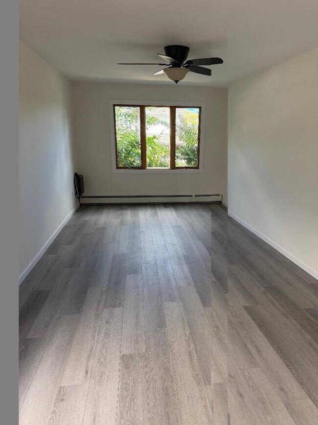 Photo - 115 Twombly Ave