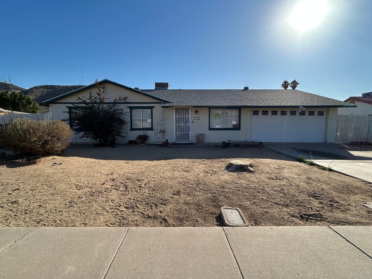 Photo - 1715 W Pershing Ave