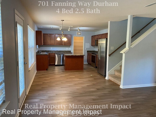 Room in House on Fanning Way