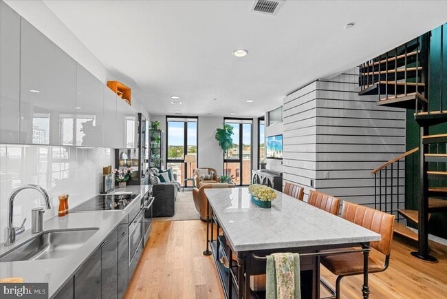 57 N St NW Unit 526
