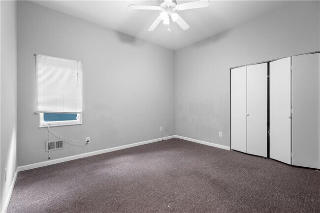 Photo - 1024 Hemphill Ave NW