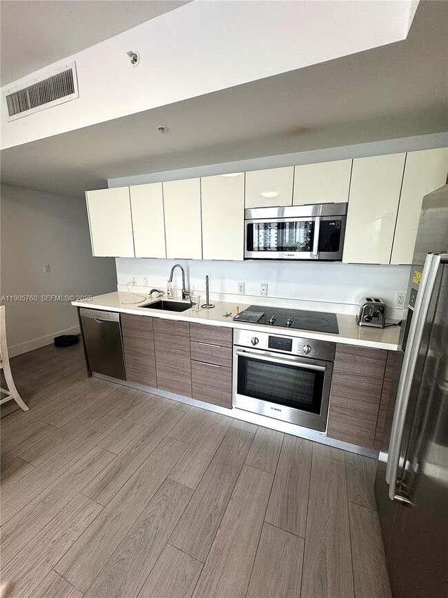 Photo - 1010 SW 2nd Ave Unit 910