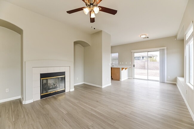 Photo - 8690 Country Crossings St