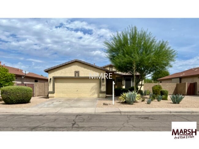 Photo - Very nice 3 bedroom home in Chandler not f...