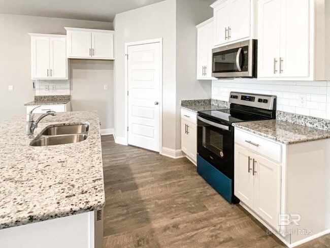 Photo - 23317 Lieutenant Ave