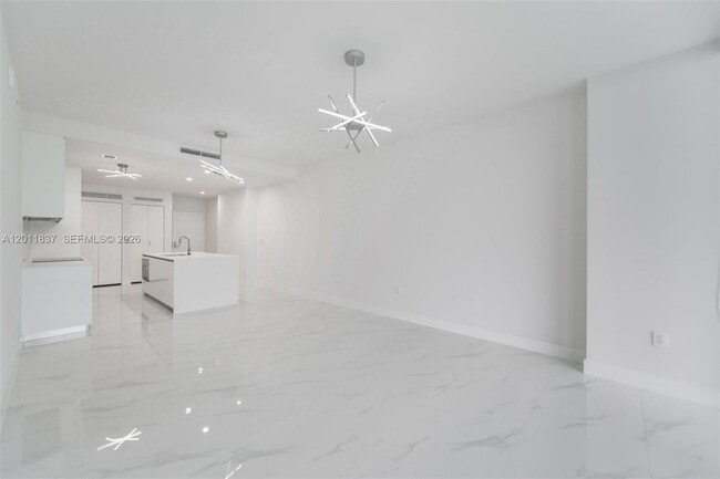 Photo - 700 NE 24th St Unit 904