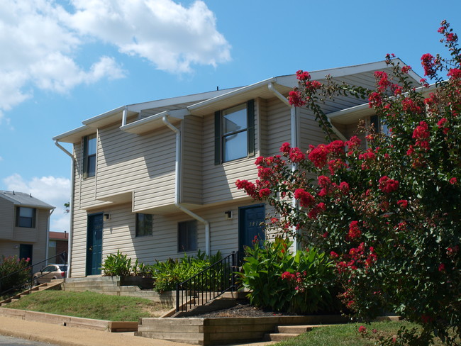 Richfield Place Apartments - Richfield Place Apartments