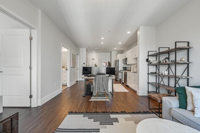 Photo - 205 Maverick St Unidad 410