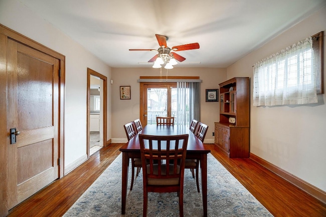 Photo - 266 S Roys Ave