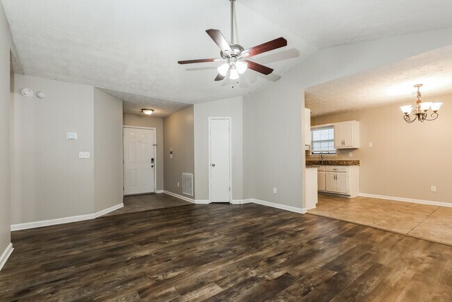 Photo - 10439 Candlelight Rd