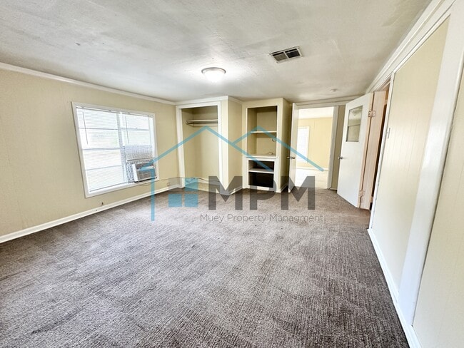 Photo - 307 Bryan St Unit C