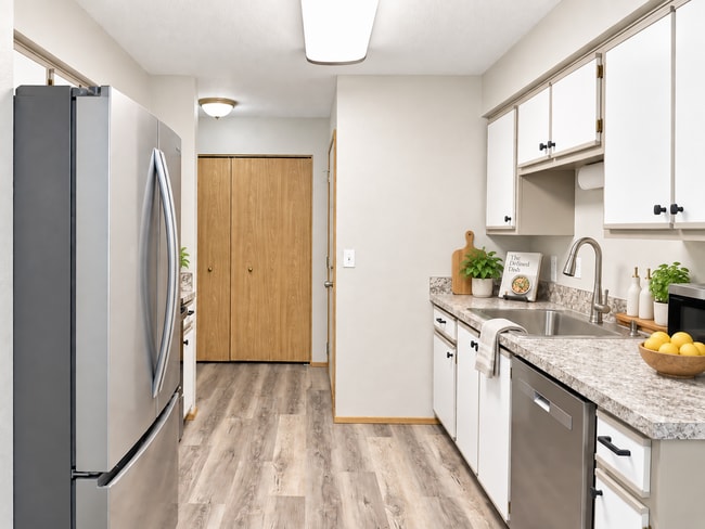 Photo - 10620 SW Davies Rd