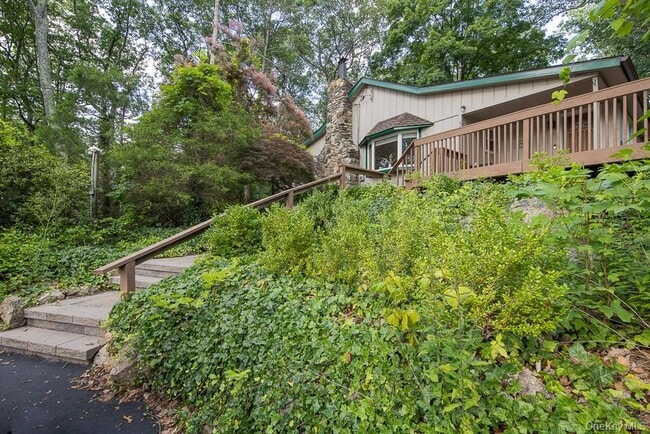 Photo - 56 Bluff Ave