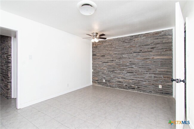 Photo - 1806 Glendale Dr