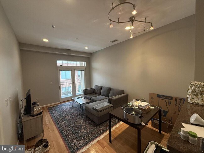 Photo - 309 Holland Ln Unit 328