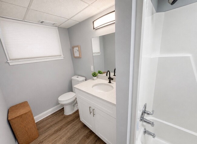 4491 Buckingham Cir Unit 2