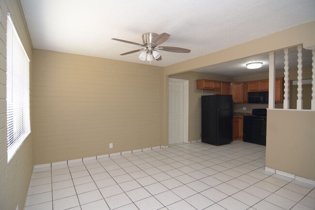 Photo - Updated 3 Bedroom 1 Bath Home! Central Tucson Location!