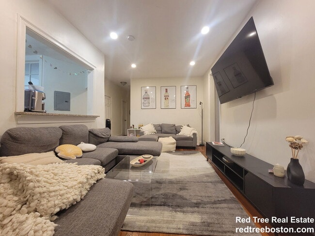 Photo - 60 Egmont St Unit U5