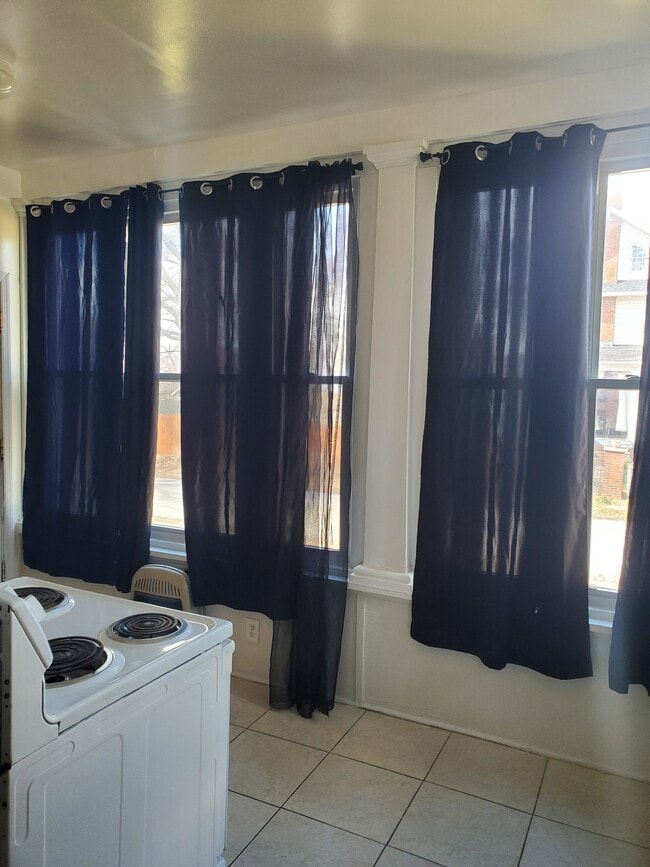 Photo - 5513 Edna Ave Unit 1F