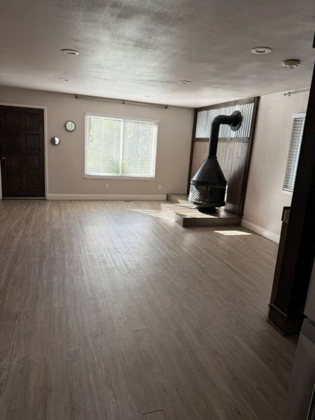 Photo - 1200 Wildwood Ave