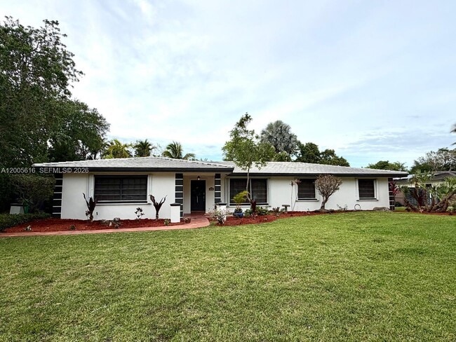 Building Photo - 7625 SW 180th Terrace
