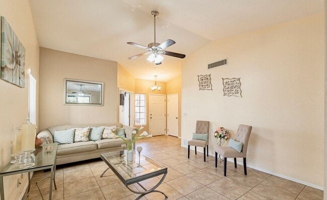 Photo - 8527 N Spring Creek Dr