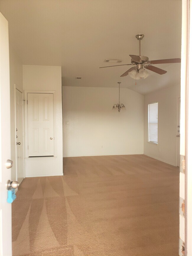 Photo - 2810 Ashley Dr Unit 2810