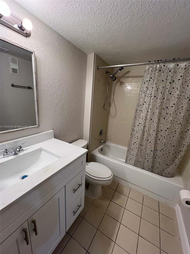 Photo - 4055 W McNab Rd Unidad H103