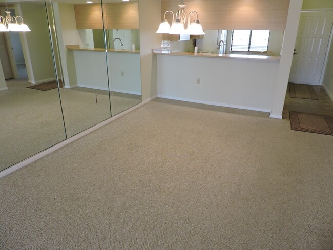 Photo - 701 Seafarer Cir Unit 505