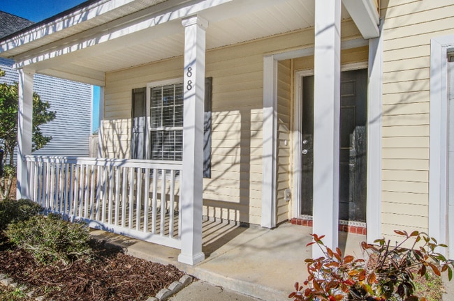 Photo - 88 Blue Jasmine Ln