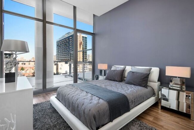 Photo - 350 W Chestnut St