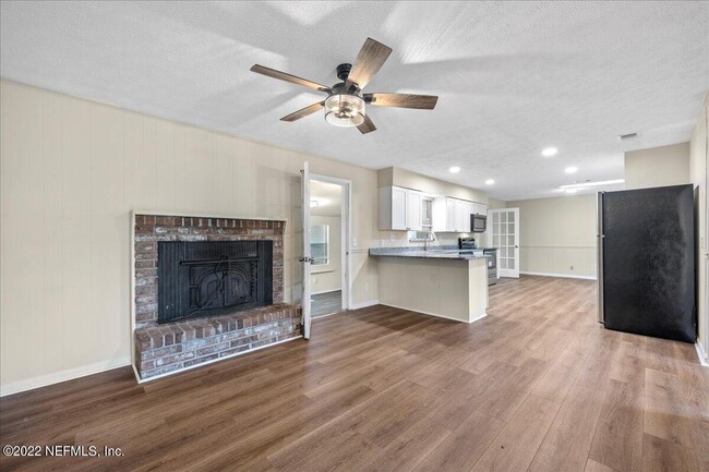 Photo - 1683 Morningside Dr