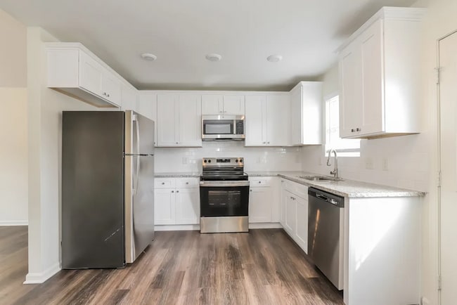 Photo - 296 Maynard S Dr