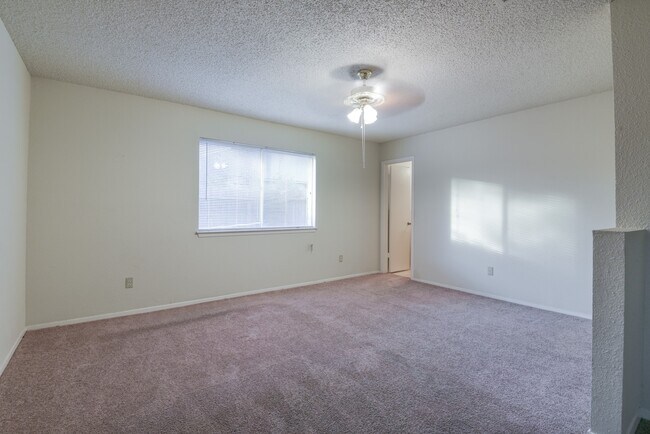 Photo - 23027 Banquo Dr