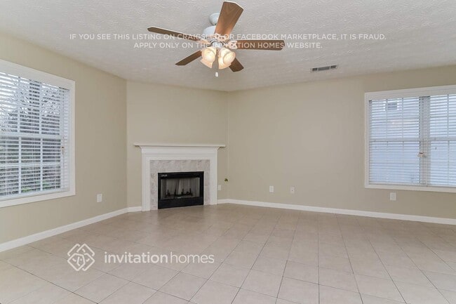170 Kentshire Pl NW
