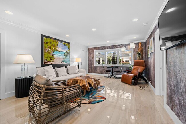 Photo - 1024 Bel Air Dr Unit 2