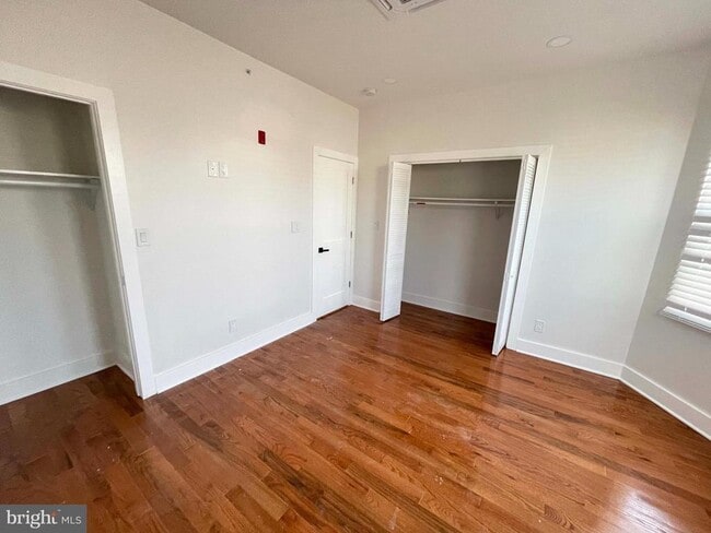 Photo - 309 S 60th St