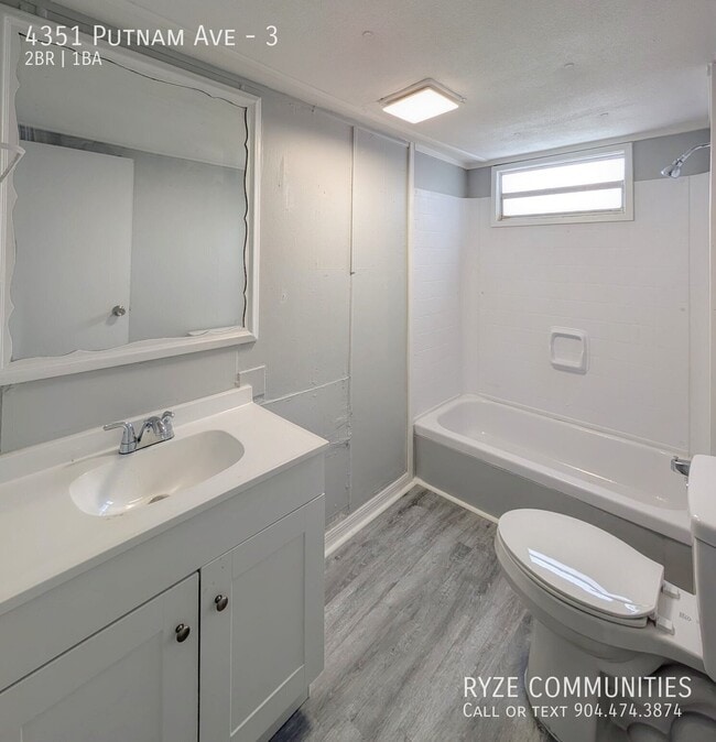 Photo - 4351 Putnam Ave