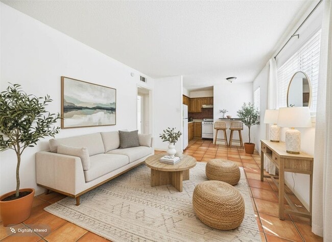 Photo - 803 W 28th St Unit 107