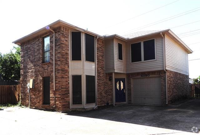 Building Photo - 4090 Windhaven Ln Rental