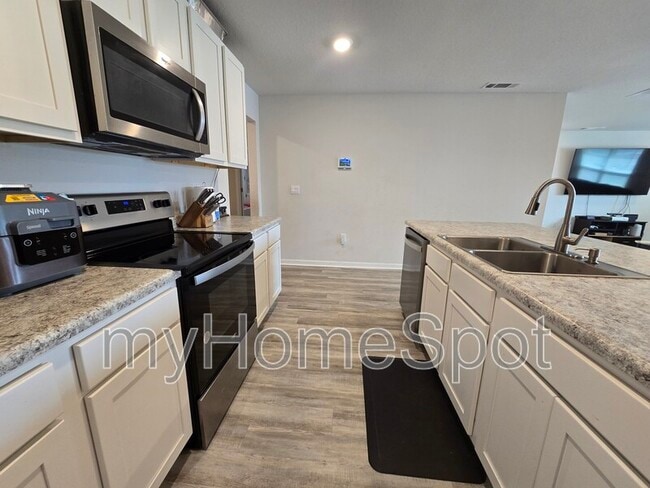 Photo - 4404 White Cedar Ct