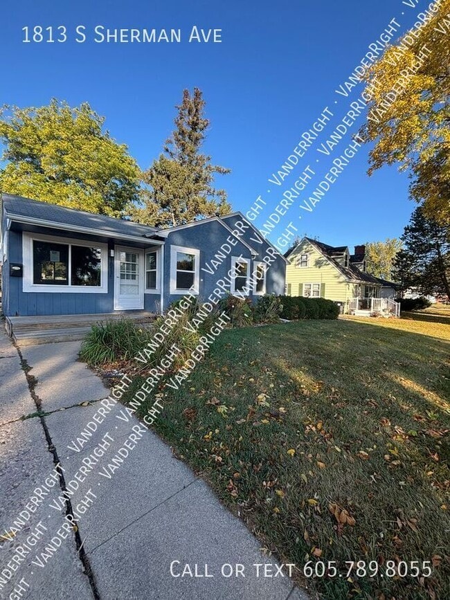Photo - 1813 S Sherman Ave