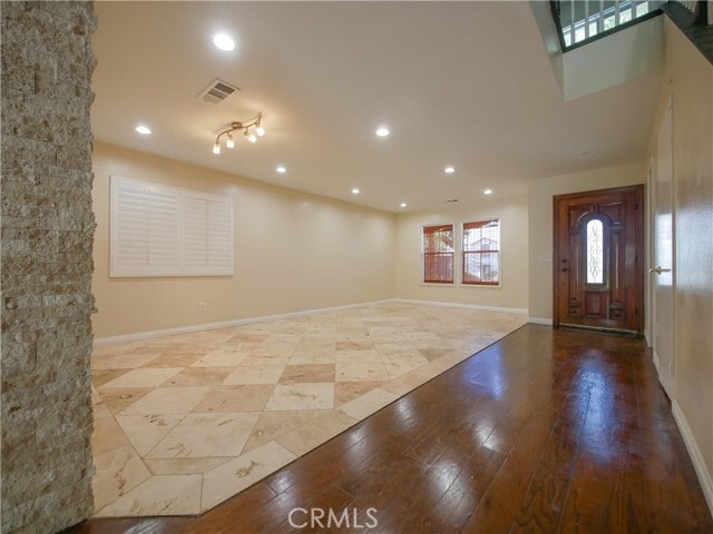 Photo - 3476 Hawthorne Dr