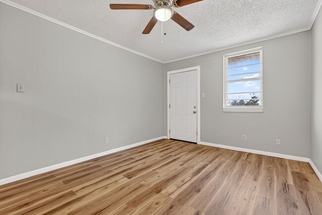 Photo - 1200 NW 3rd Ave