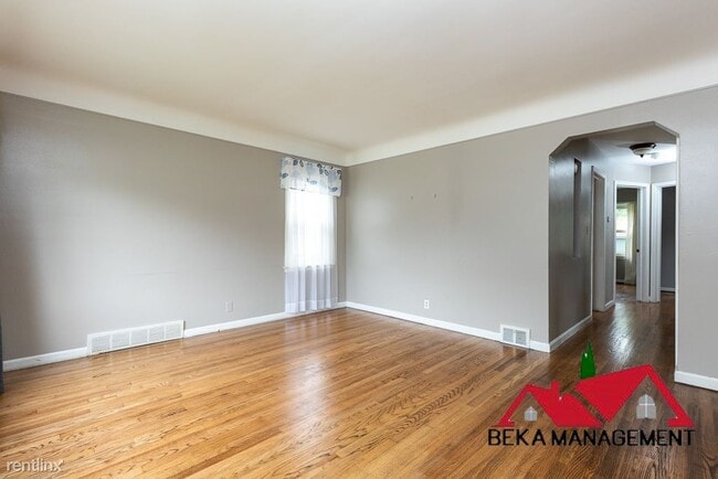 Photo - 3 br, 1 bath House - 18802 Lennane