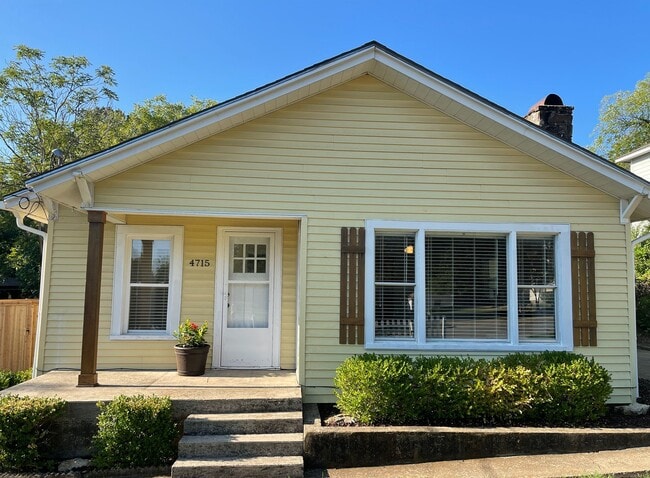Photo - 4715 White Oak Ln