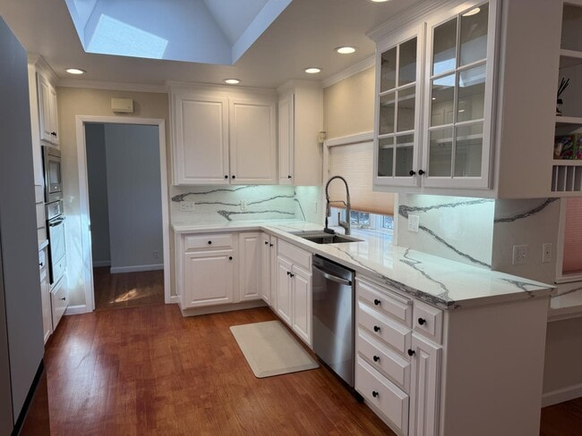 Building Photo - 1221 Covington Rd Rental
