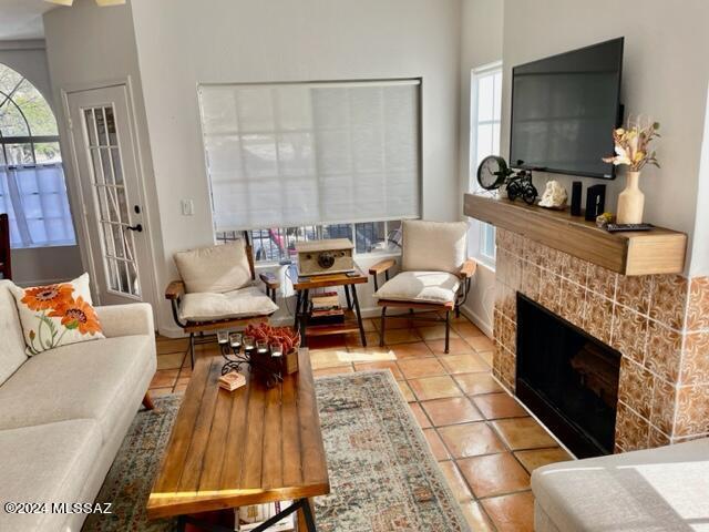 1500 E Pusch Wilderness Dr Unit 2208