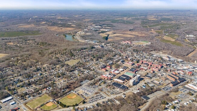 Photo - 614 S Main St Unit B - Upstairs